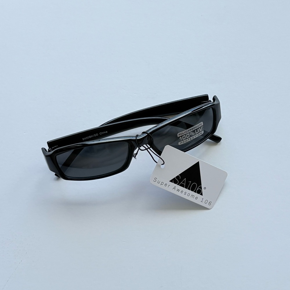 CLASSIC SUNGLASSES